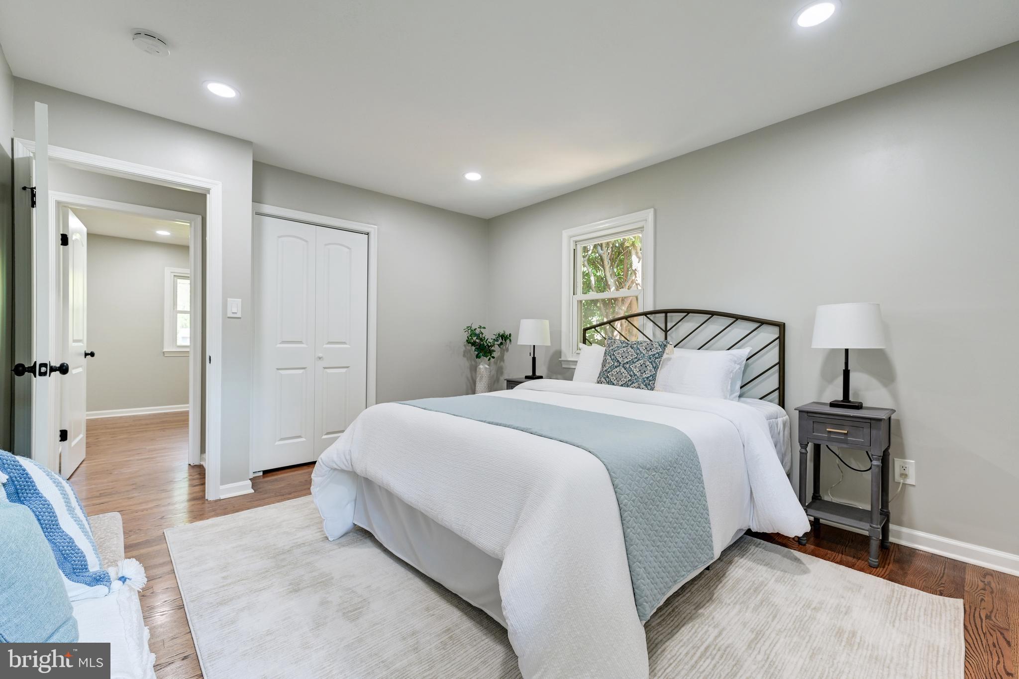 24913 Silver Crest Dr