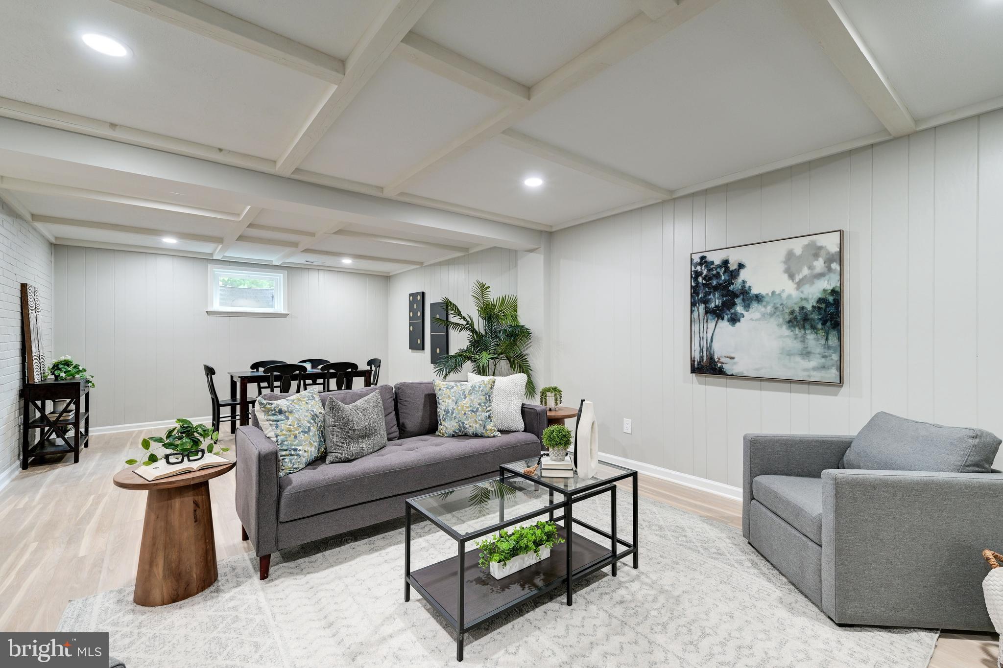 24913 Silver Crest Dr