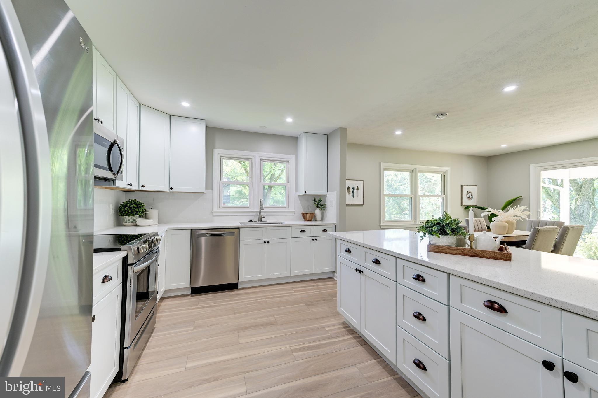 24913 Silver Crest Dr