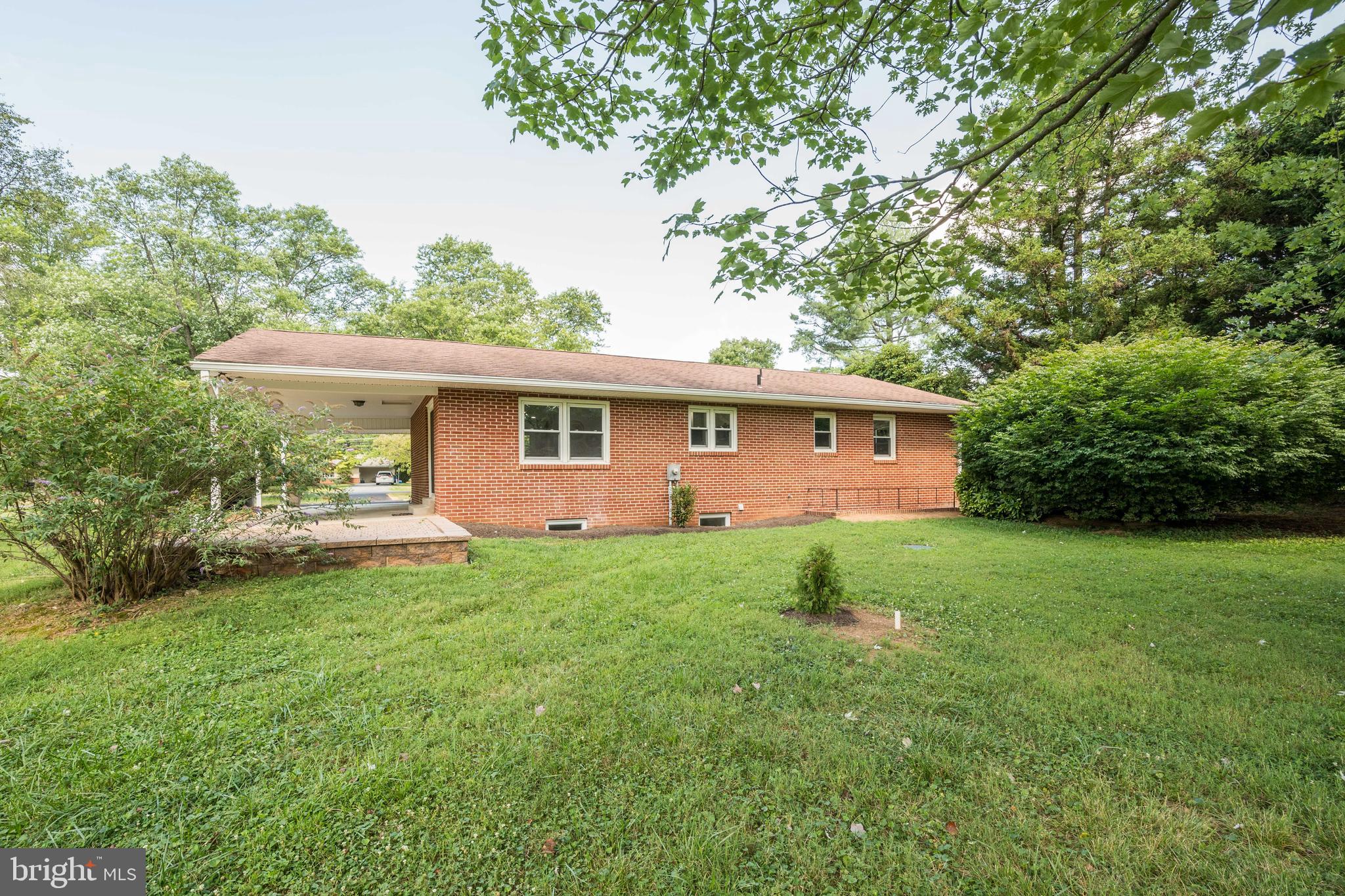 24913 Silver Crest Dr