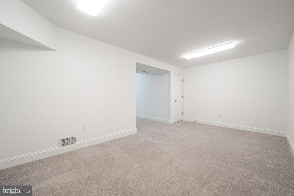 7756 Epsilon Dr
