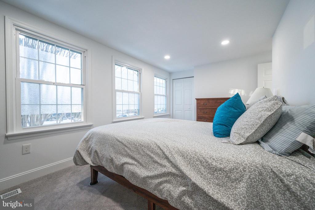7756 Epsilon Dr