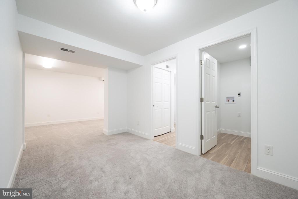 7756 Epsilon Dr