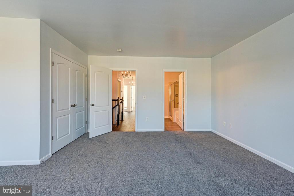 11948 LITTLE SENECA PKWY #2521