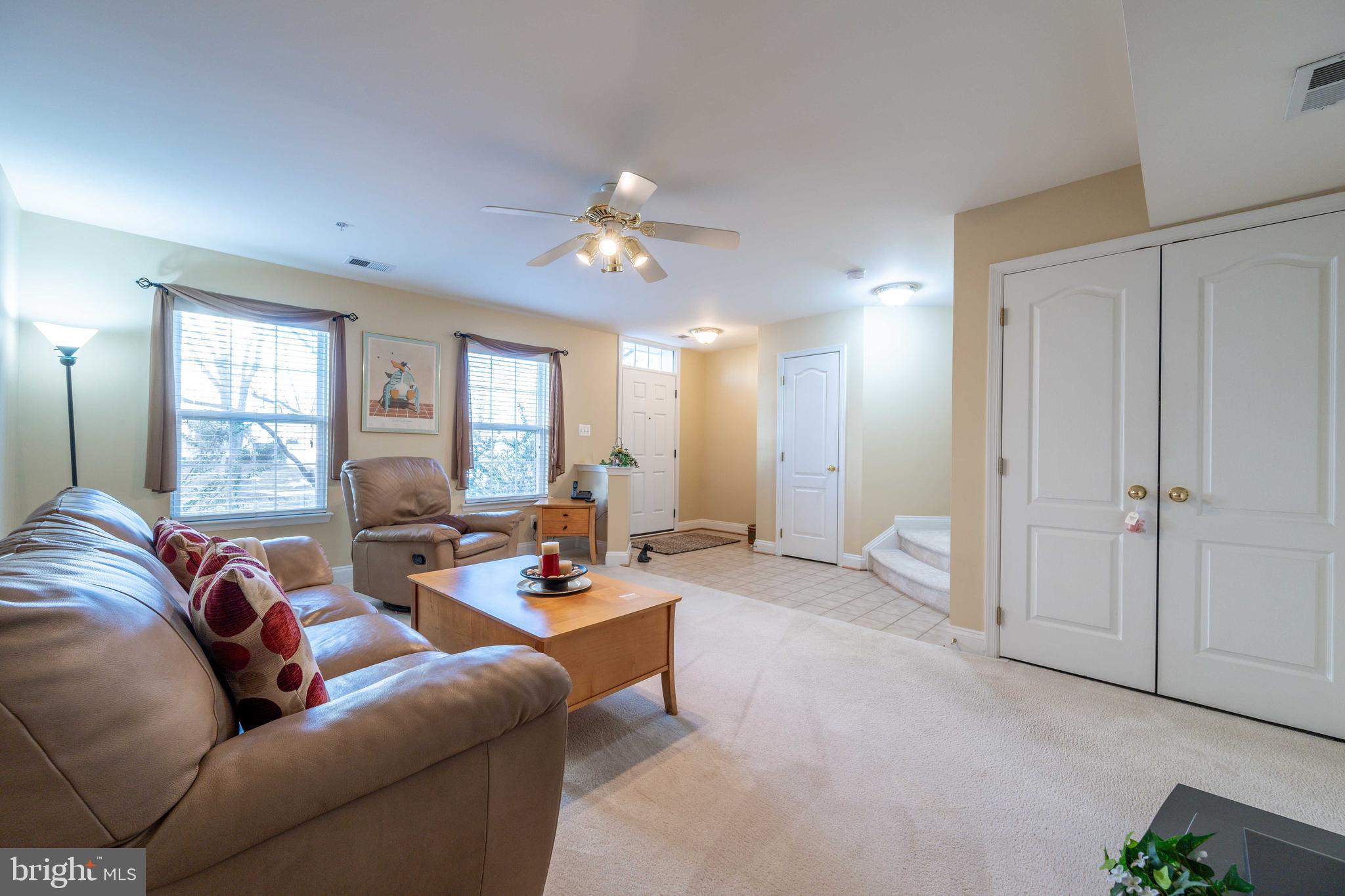 140 Pasture Side Way