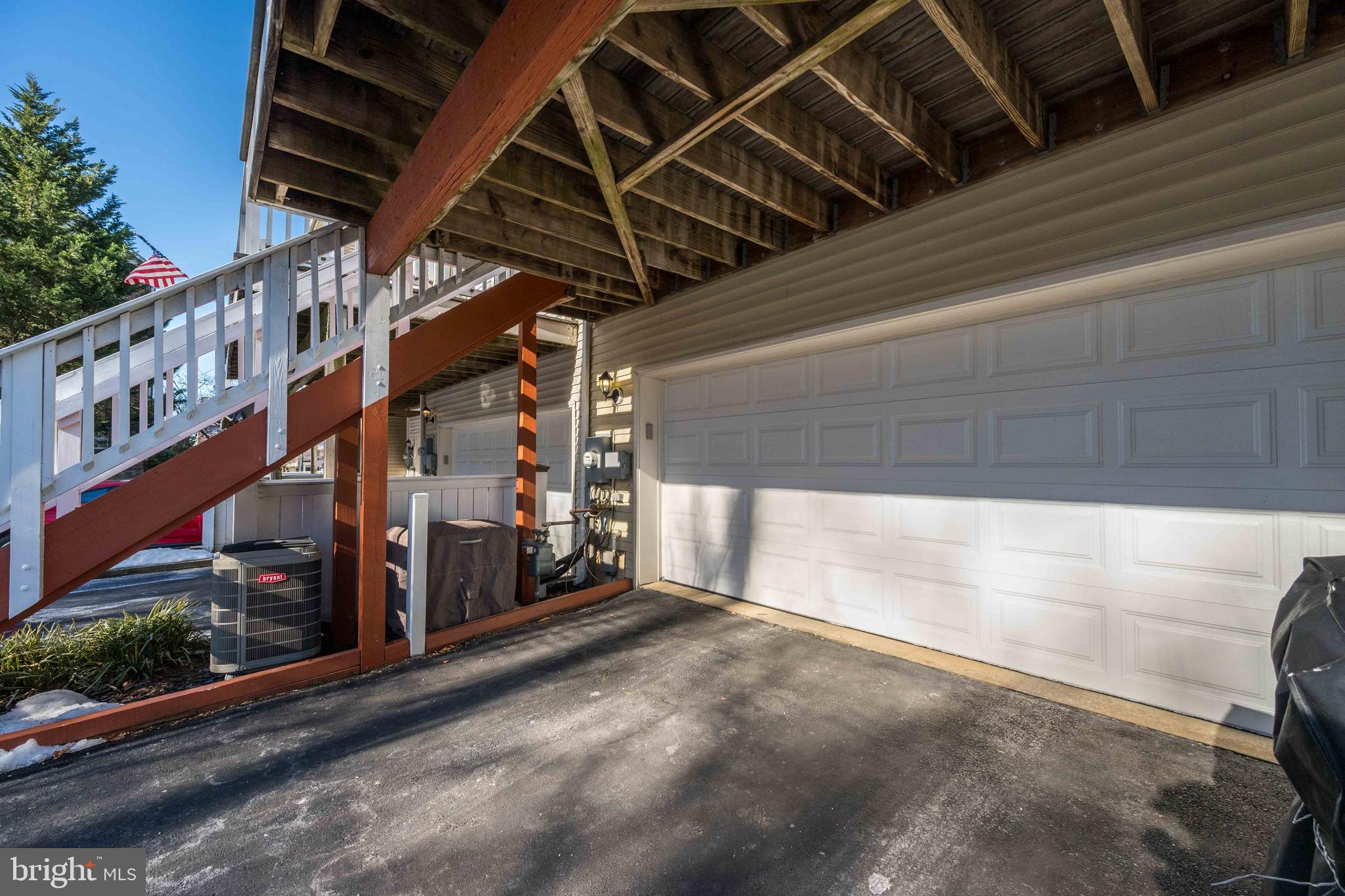 140 Pasture Side Way