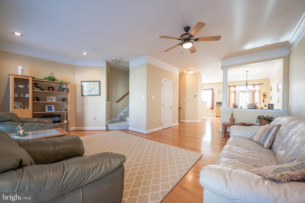 140 Pasture Side Way