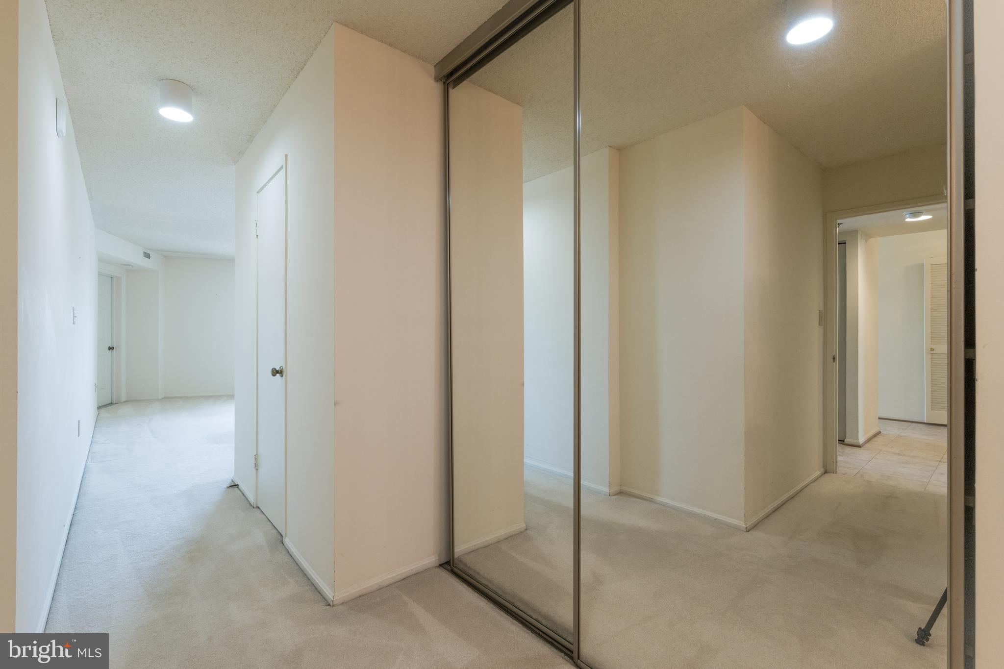 15101 Interlachen Dr #1-918