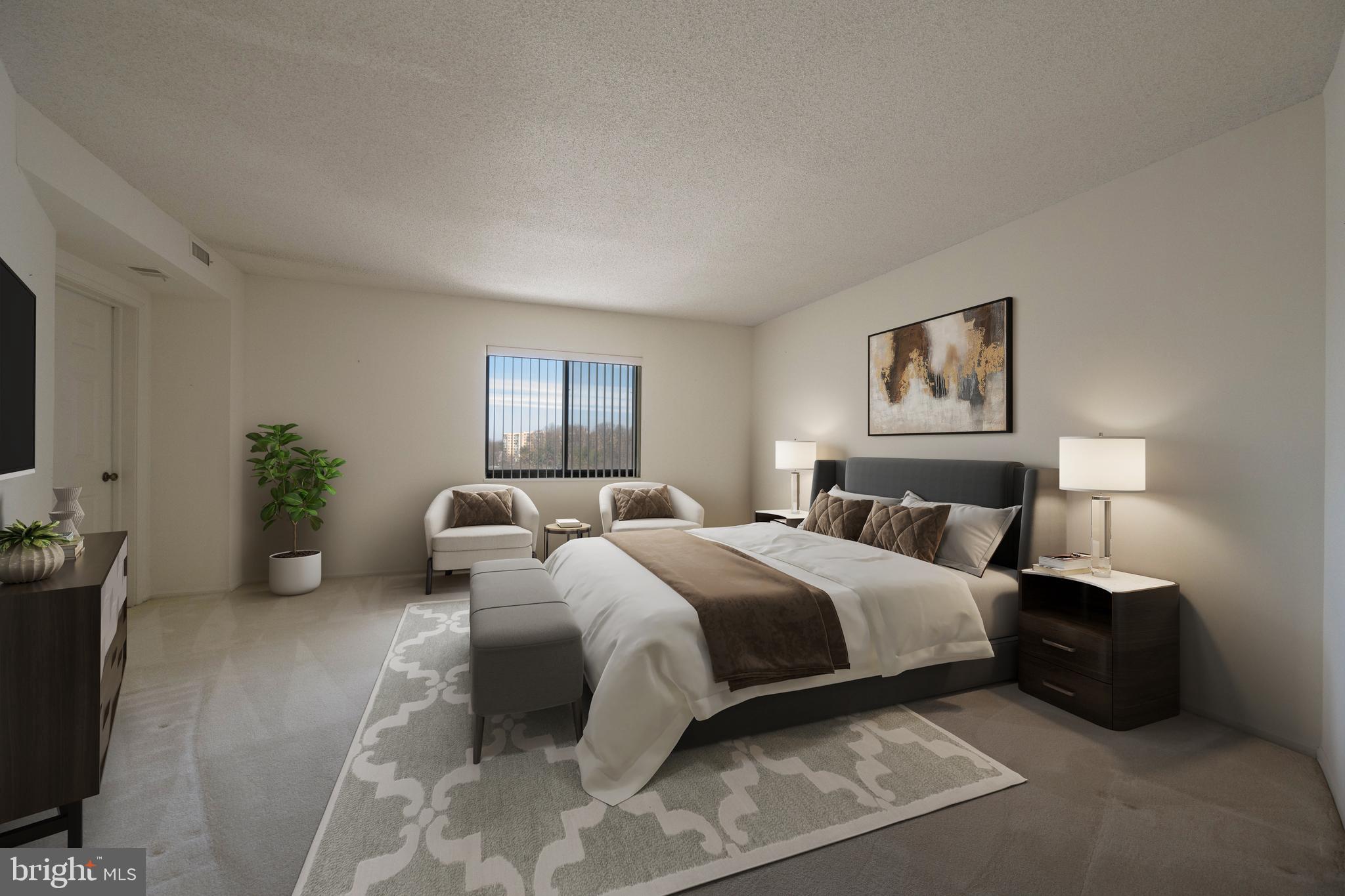 15101 Interlachen Dr #1-918