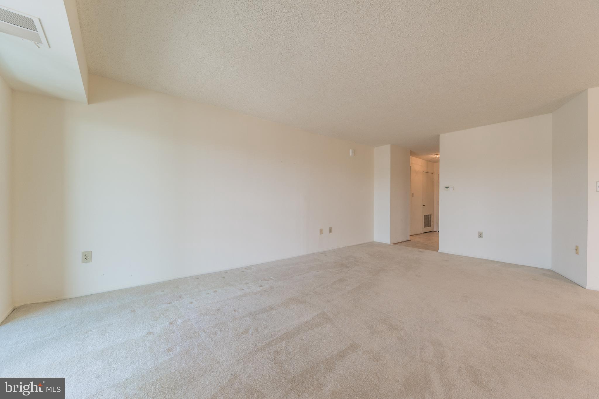 15101 Interlachen Dr #1-918