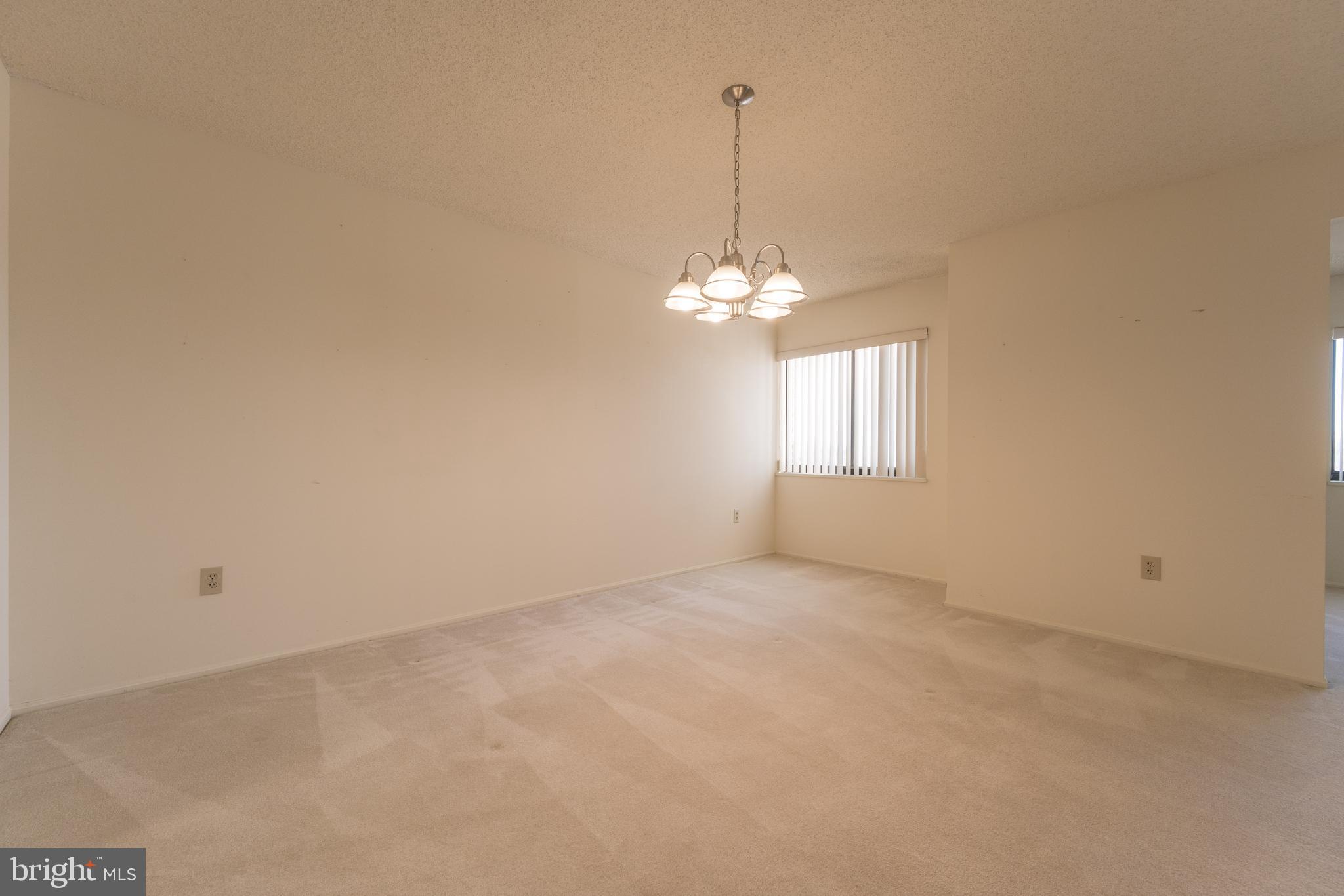 15101 Interlachen Dr #1-918