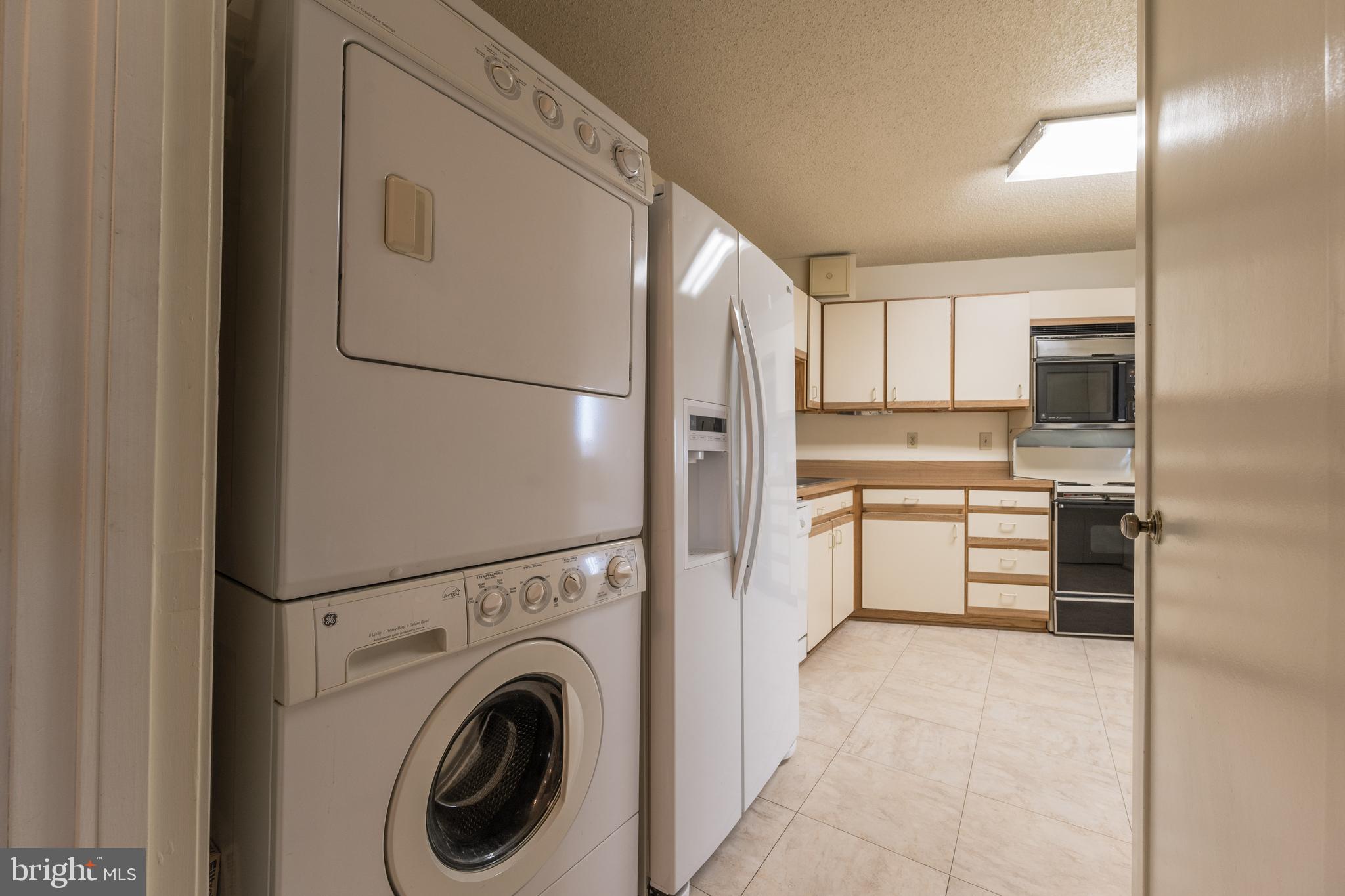 15101 Interlachen Dr #1-918