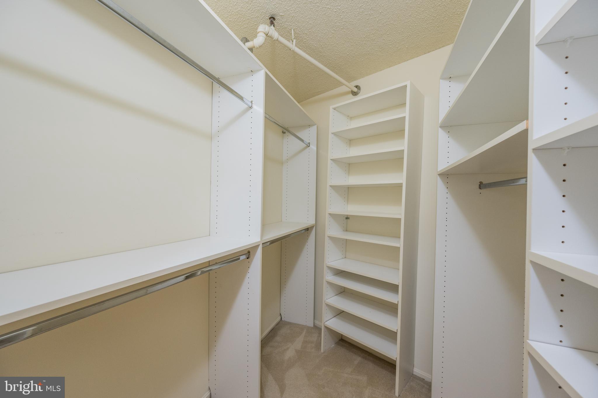 15101 Interlachen Dr #1-918