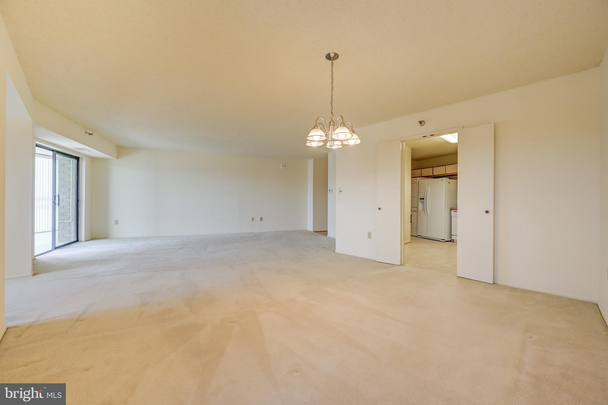 15101 Interlachen Dr #1-918