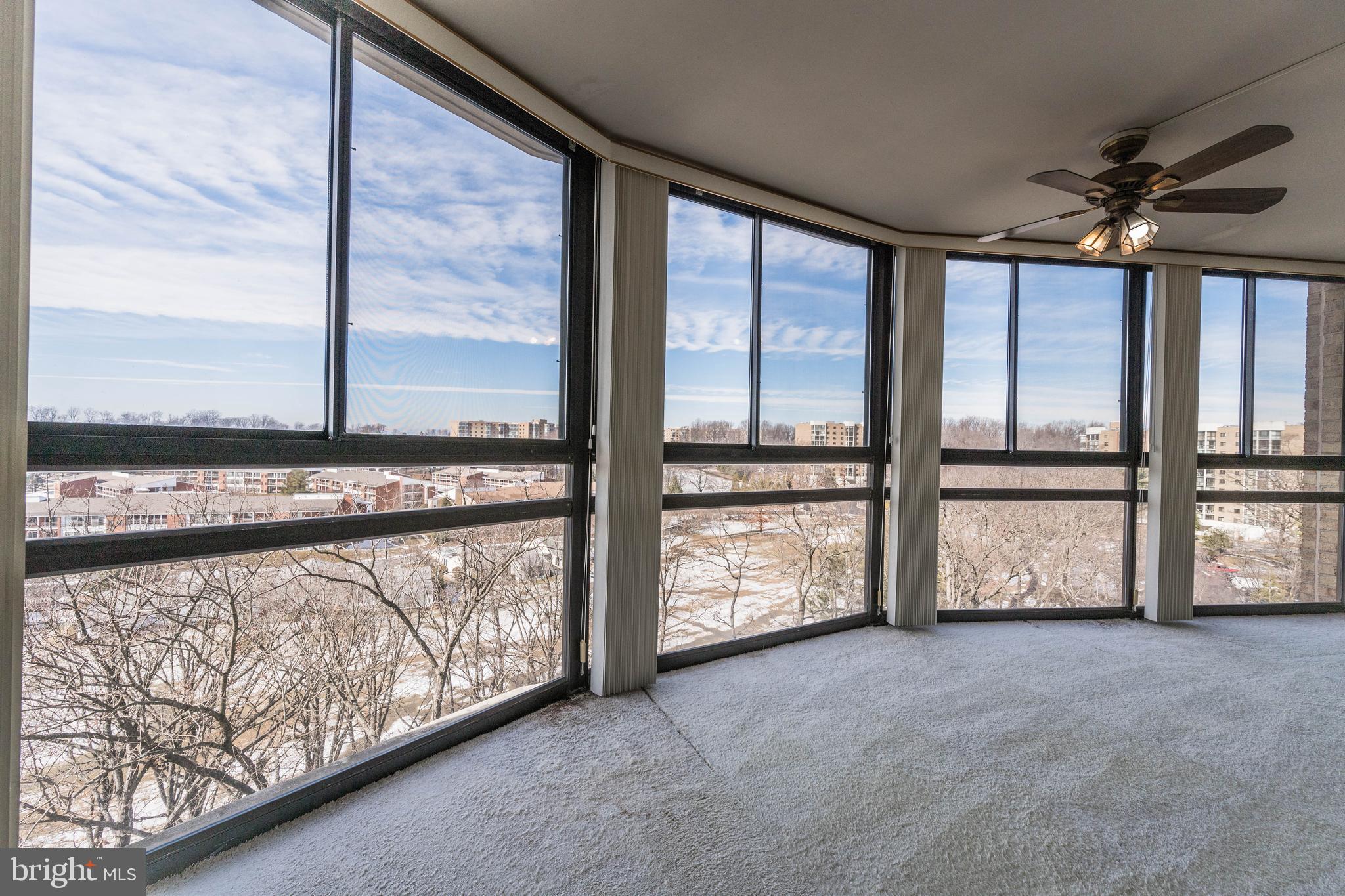 15101 Interlachen Dr #1-918