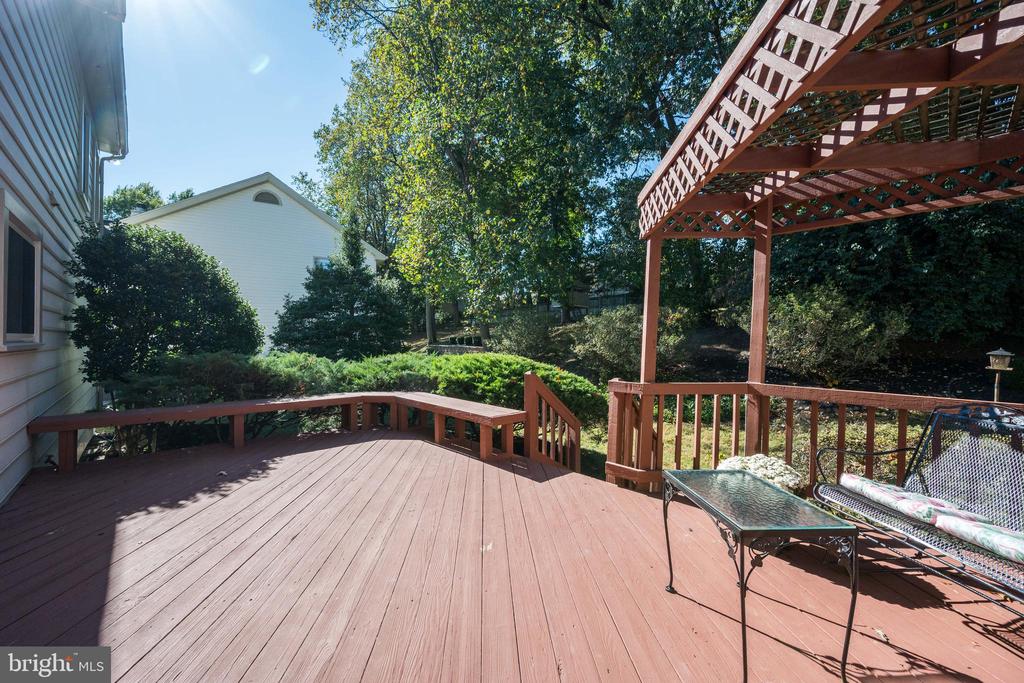 12 SOLITAIRE CT.