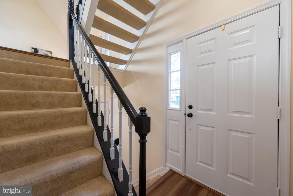 12 SOLITAIRE CT.