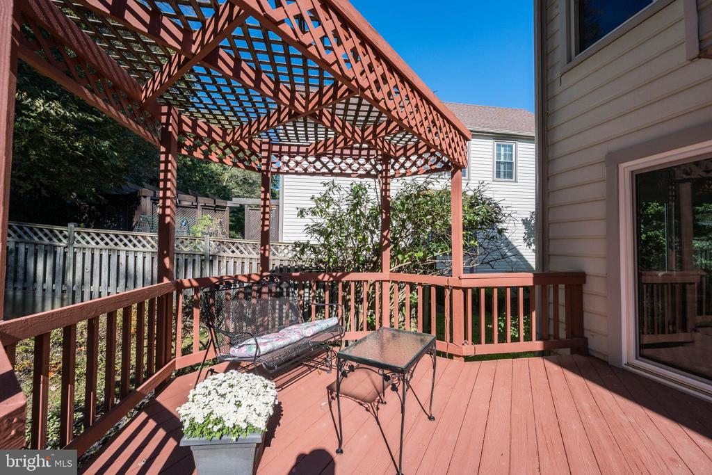 12 SOLITAIRE CT.
