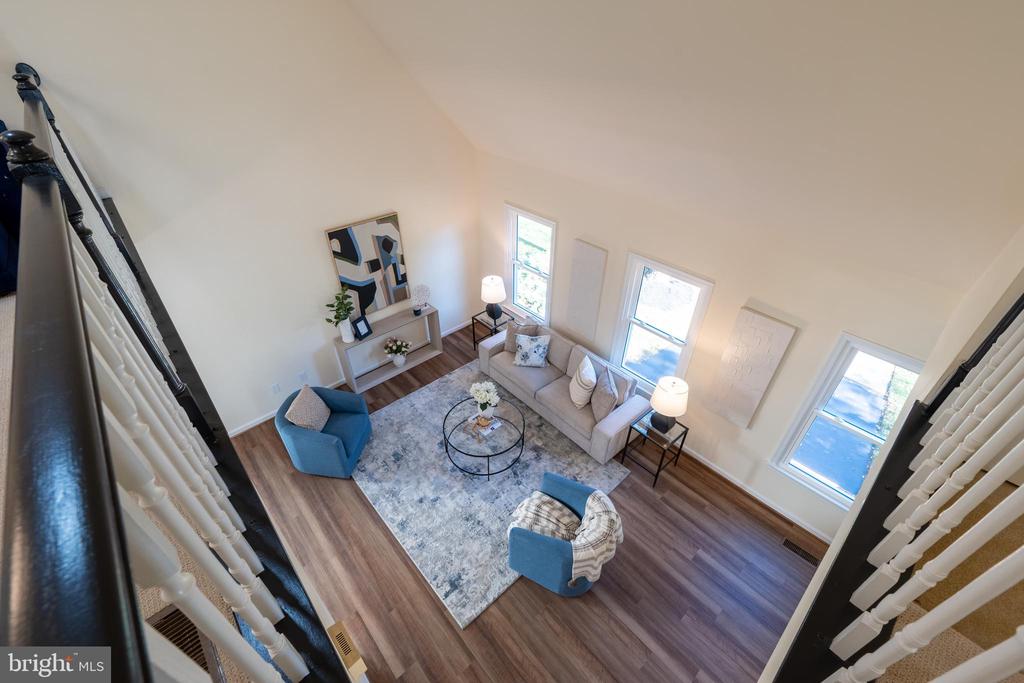 12 SOLITAIRE CT.