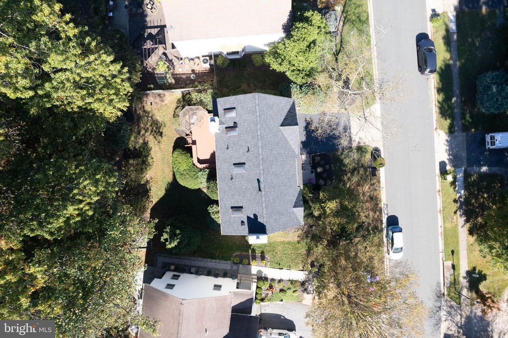 12 SOLITAIRE CT.