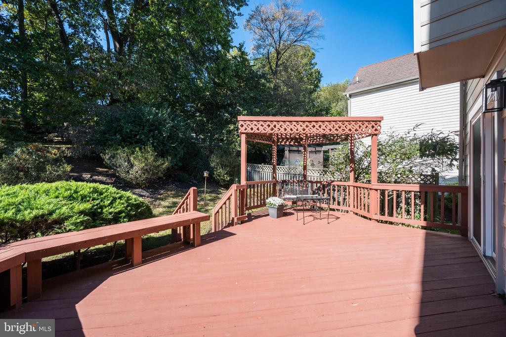 12 SOLITAIRE CT.