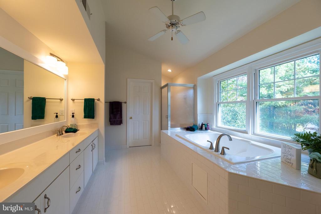14305 PLATINUM DRIVE