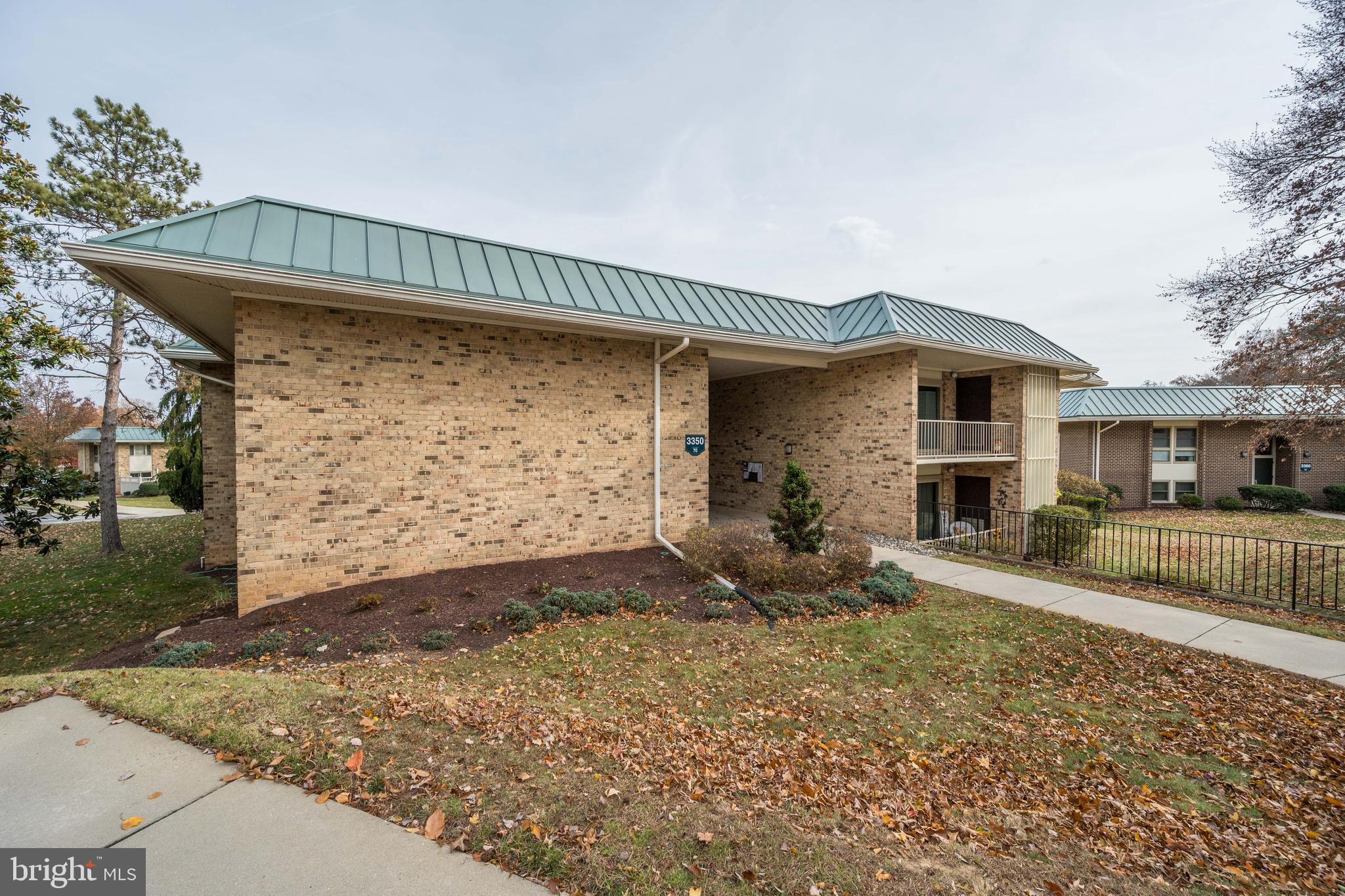 3350 GLENEAGLES DRIVE 70-1D