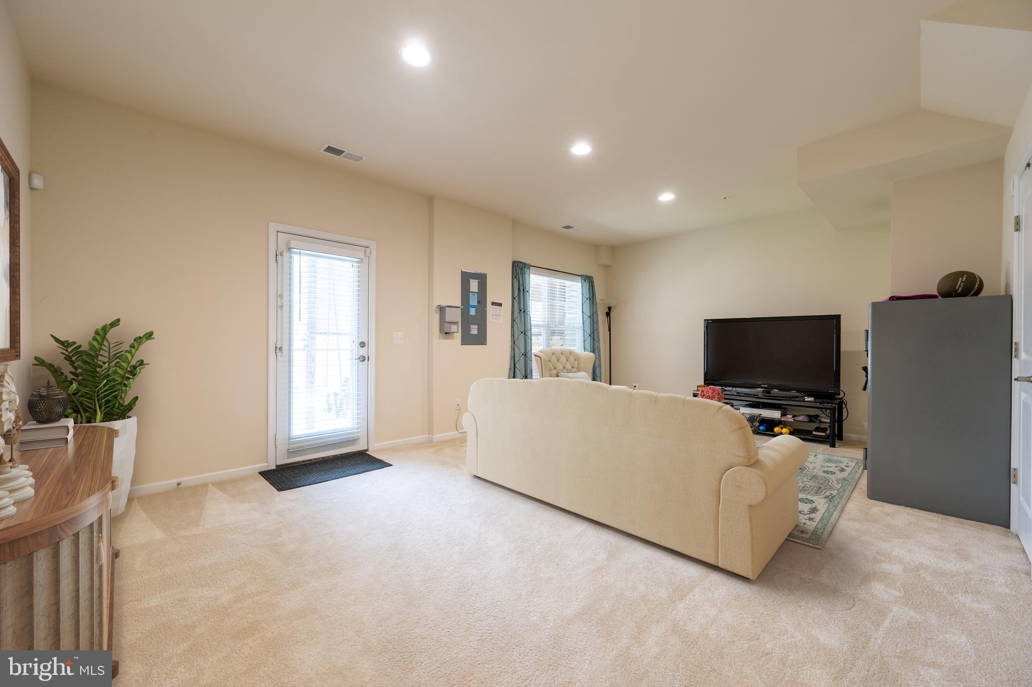 11814 BOLAND MANOR DRIVE