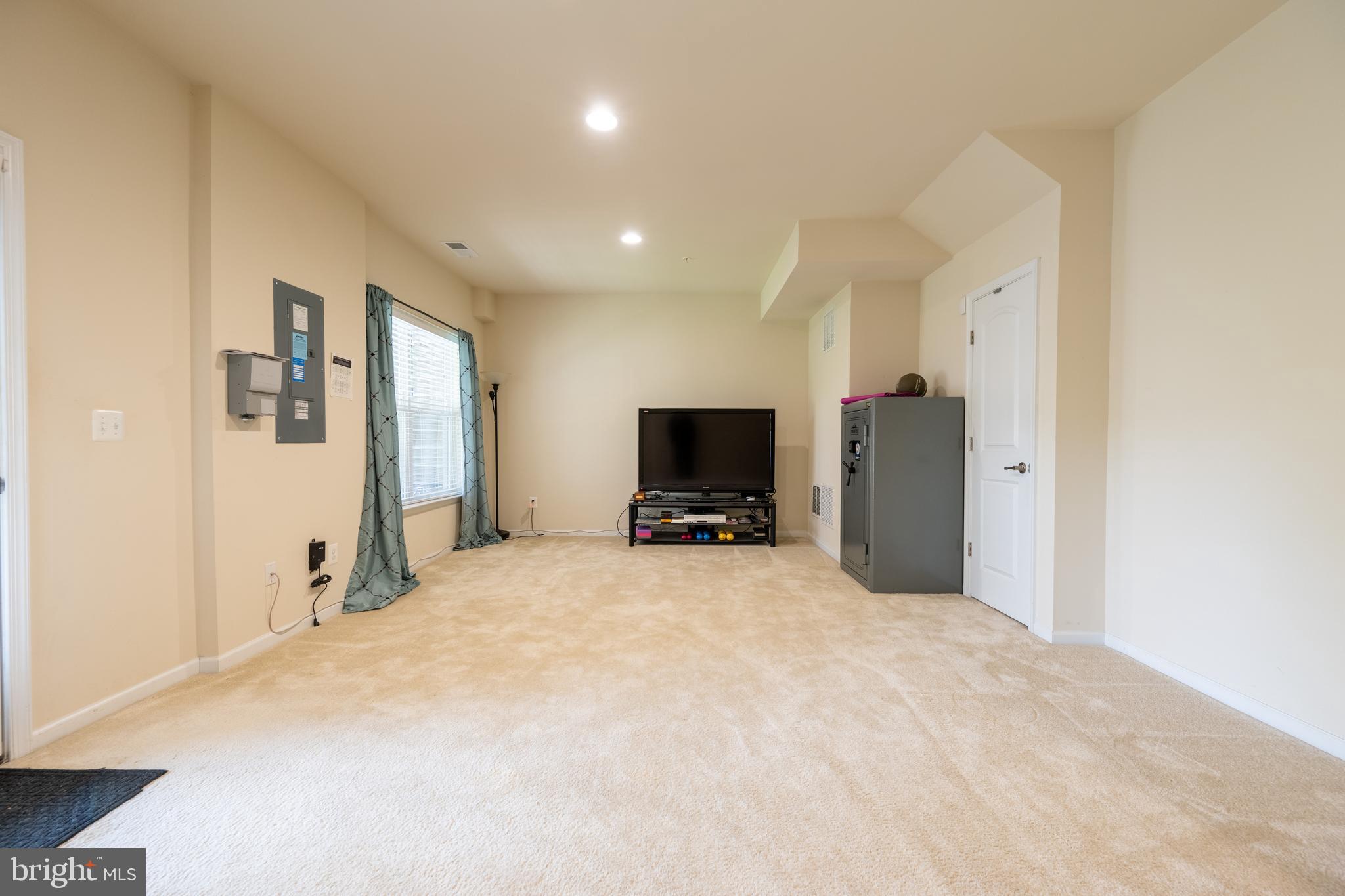 11814 BOLAND MANOR DRIVE