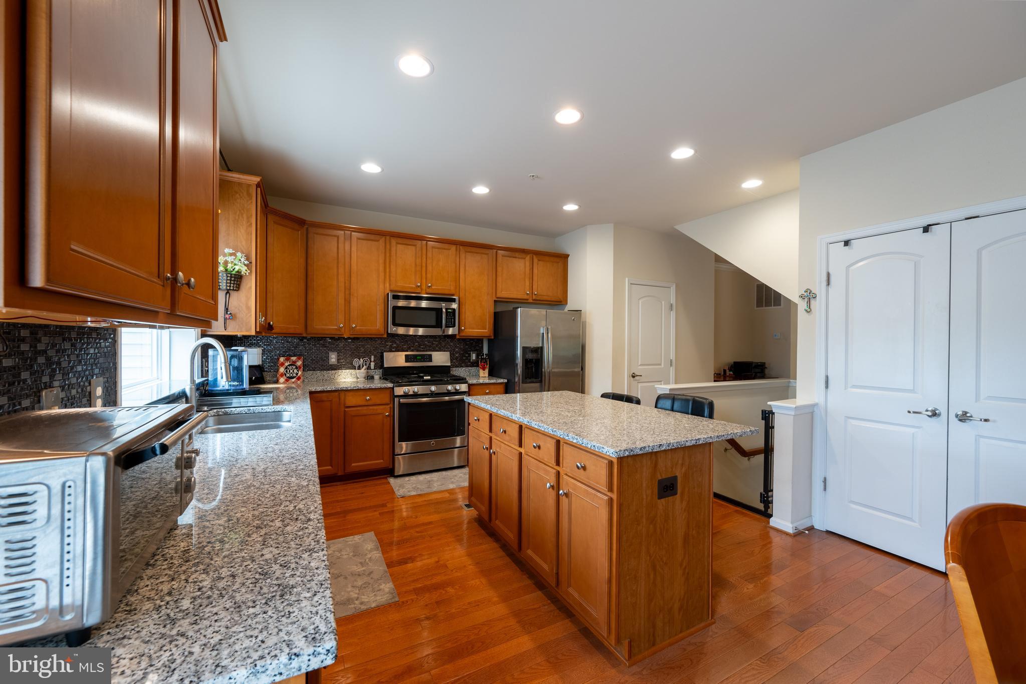11814 BOLAND MANOR DRIVE