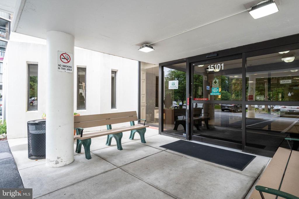 15101 INTERLACHEN DRIVE 1-924