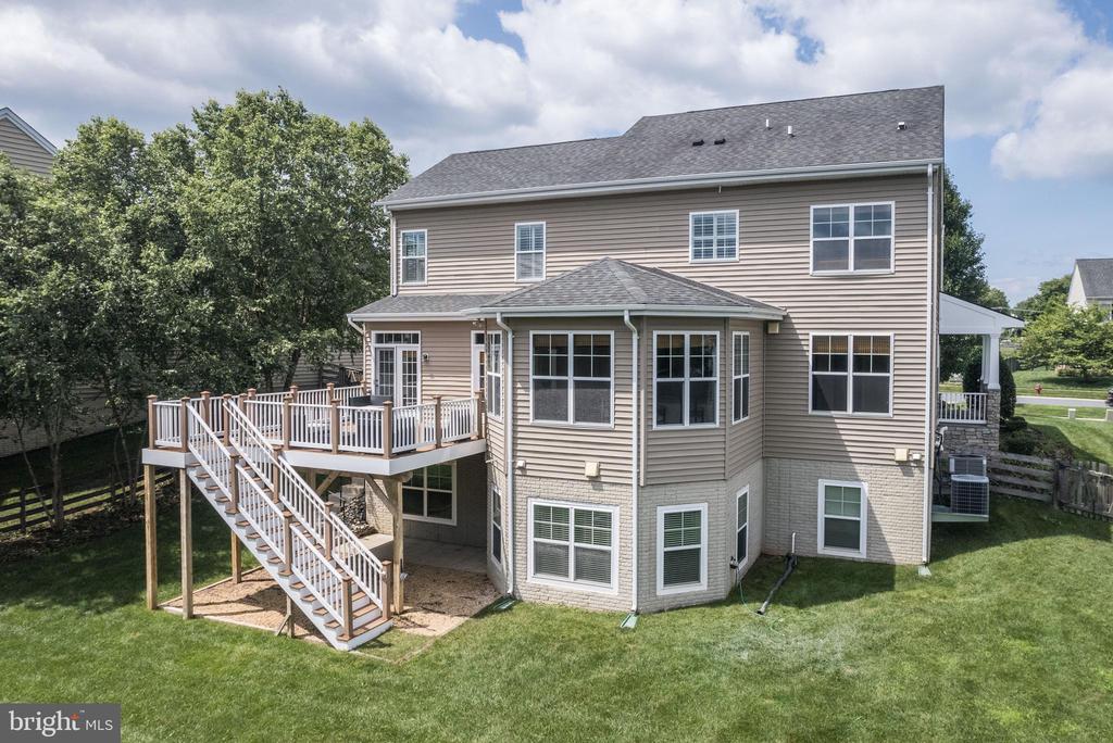 17929 BLISS DRIVE