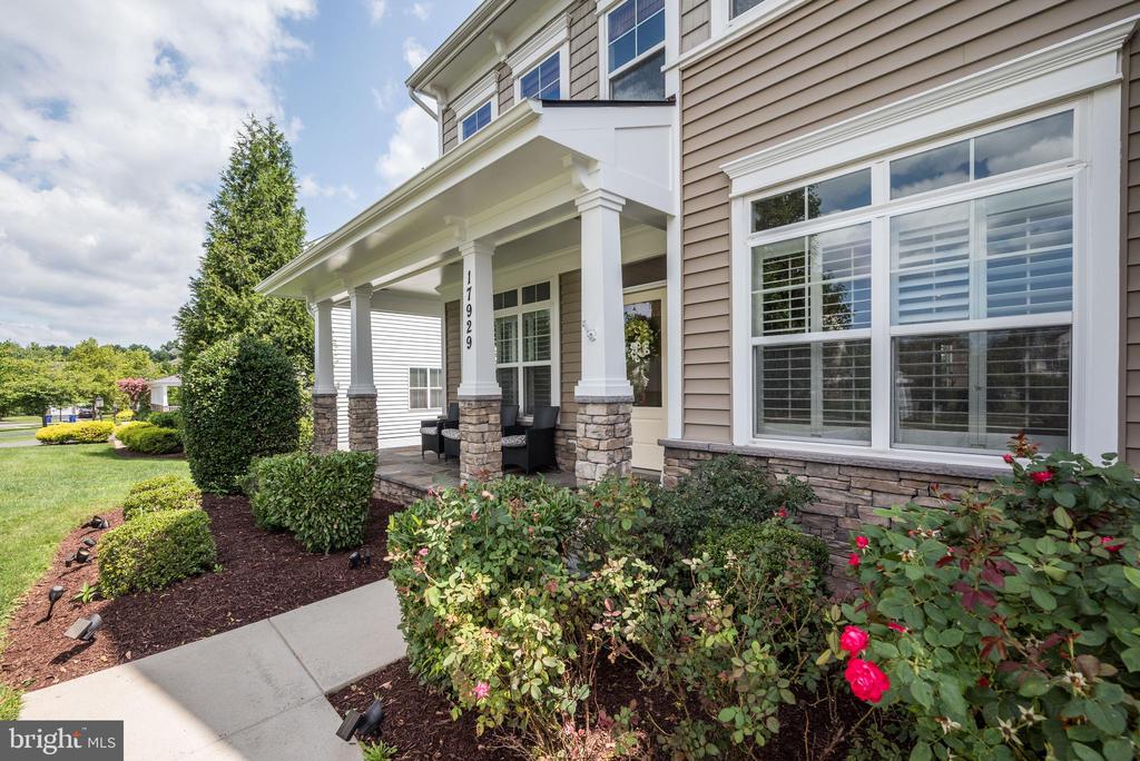 17929 BLISS DRIVE