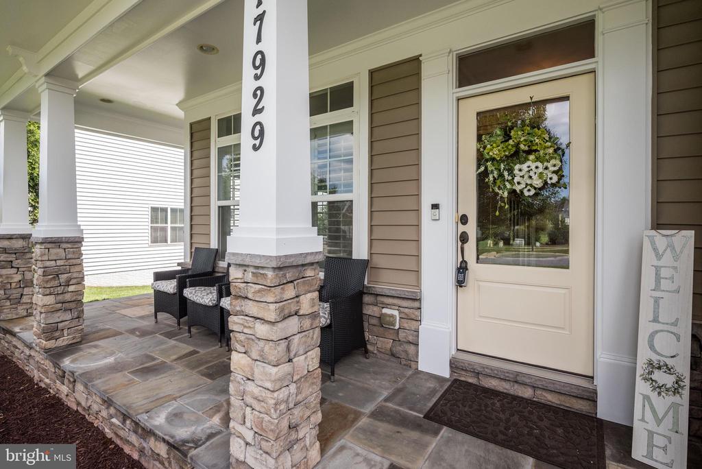 17929 BLISS DRIVE