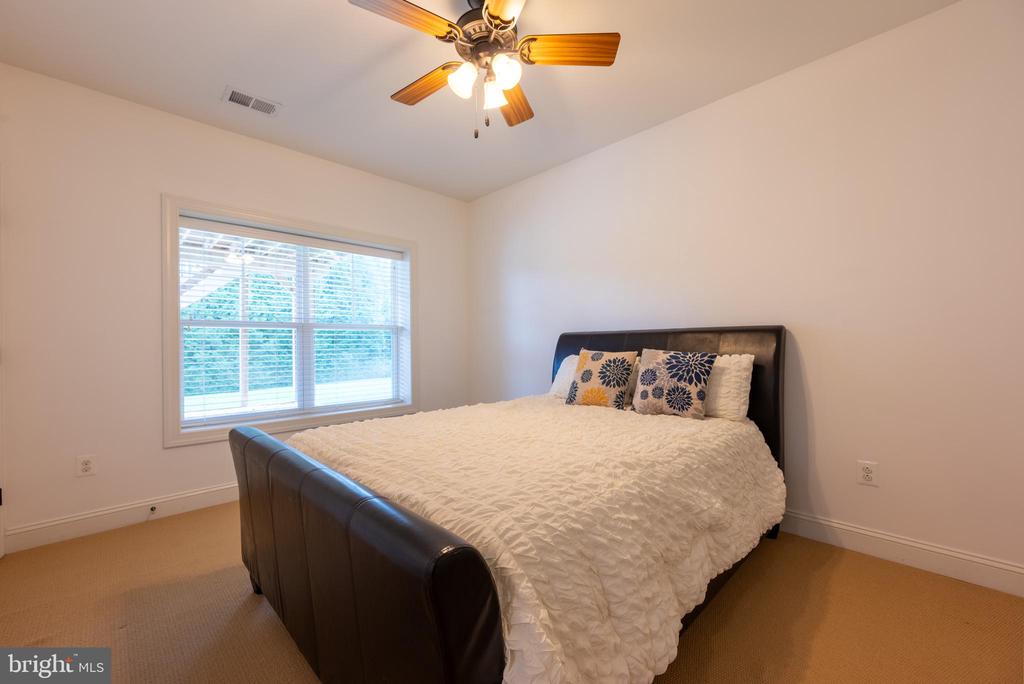 17929 BLISS DRIVE