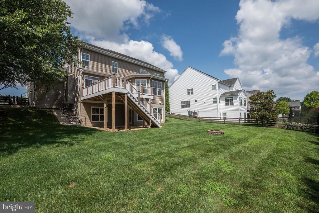 17929 BLISS DRIVE