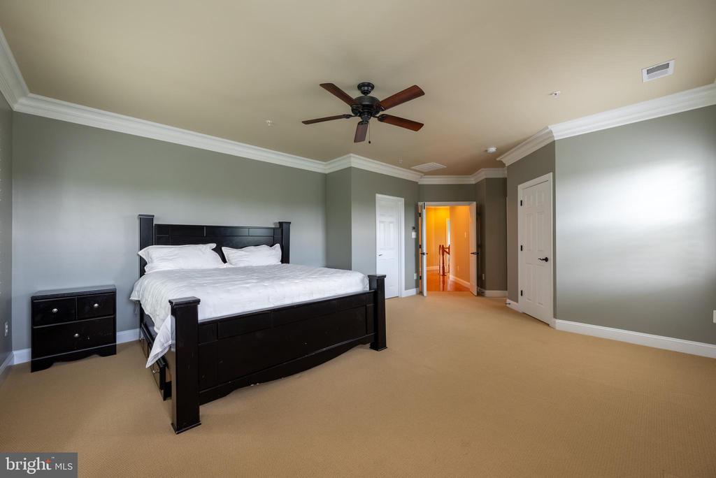 17929 BLISS DRIVE