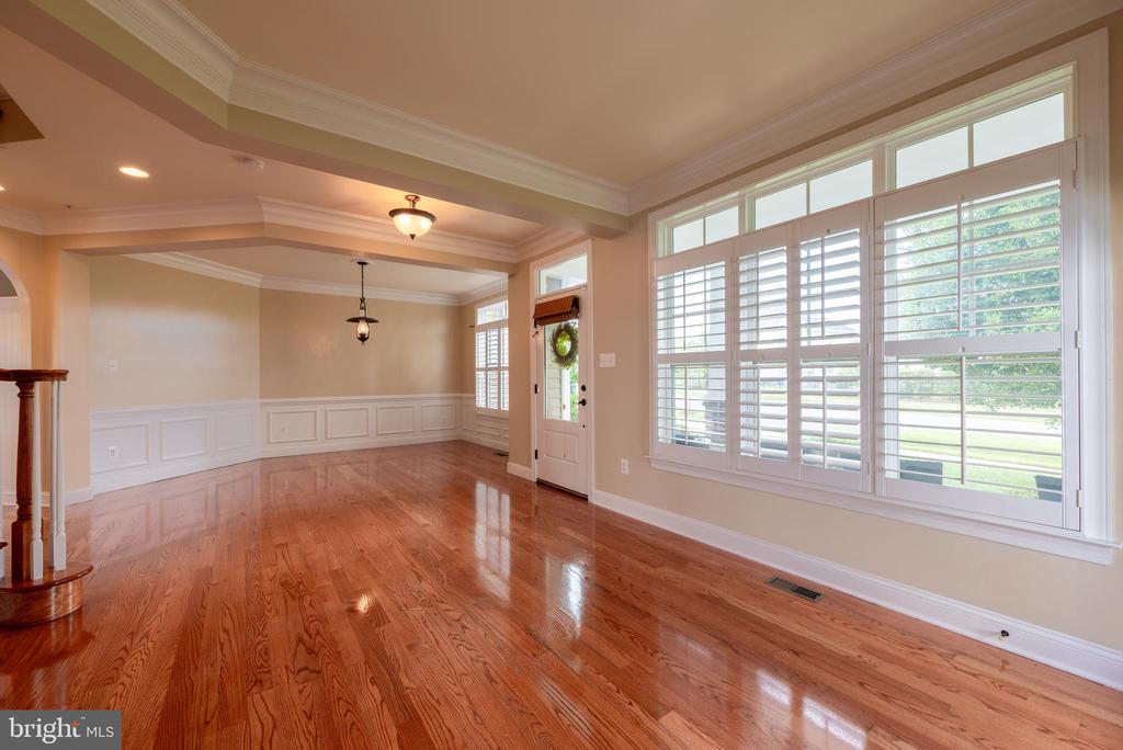 17929 BLISS DRIVE