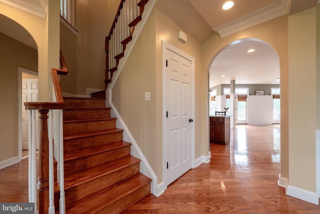 17929 BLISS DRIVE
