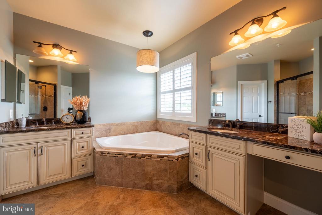 17929 BLISS DRIVE