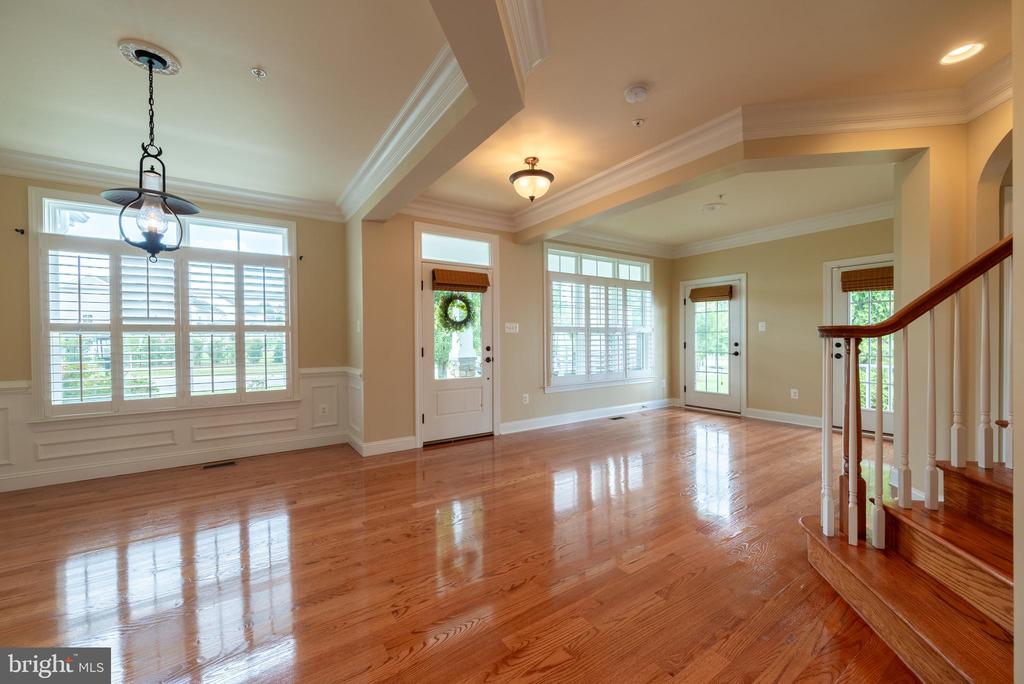 17929 BLISS DRIVE