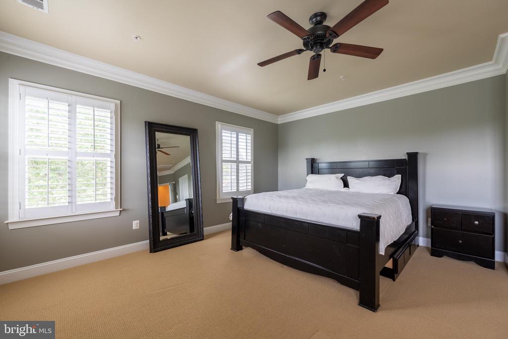 17929 BLISS DRIVE