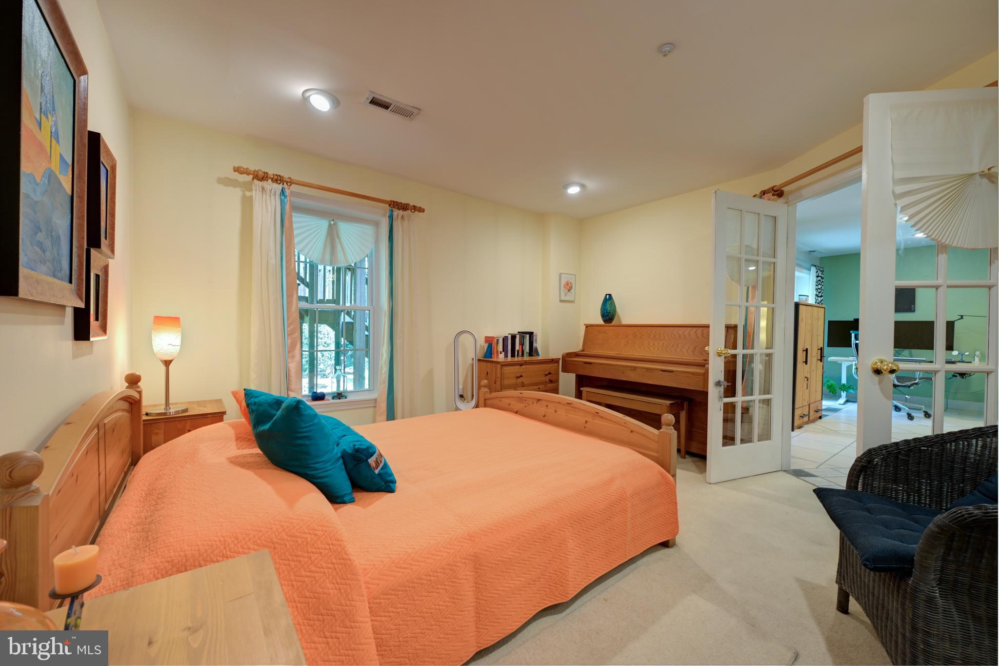 11609 Heartwood Dr