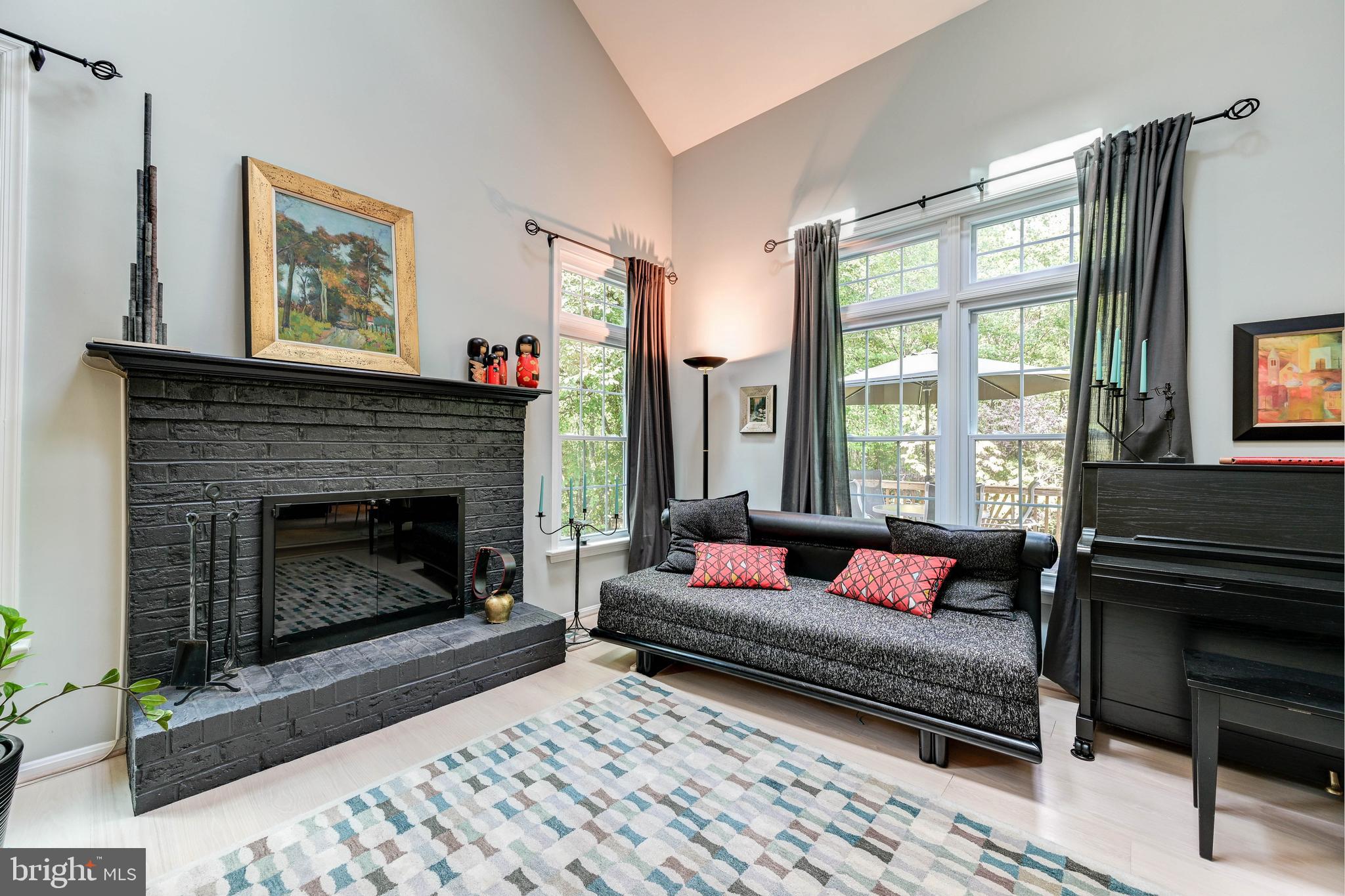 11609 Heartwood Dr