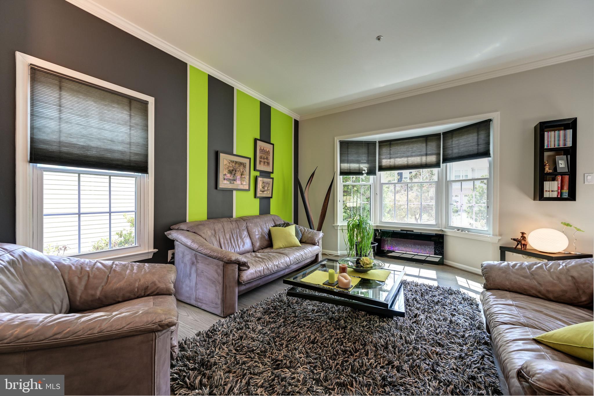 11609 Heartwood Dr