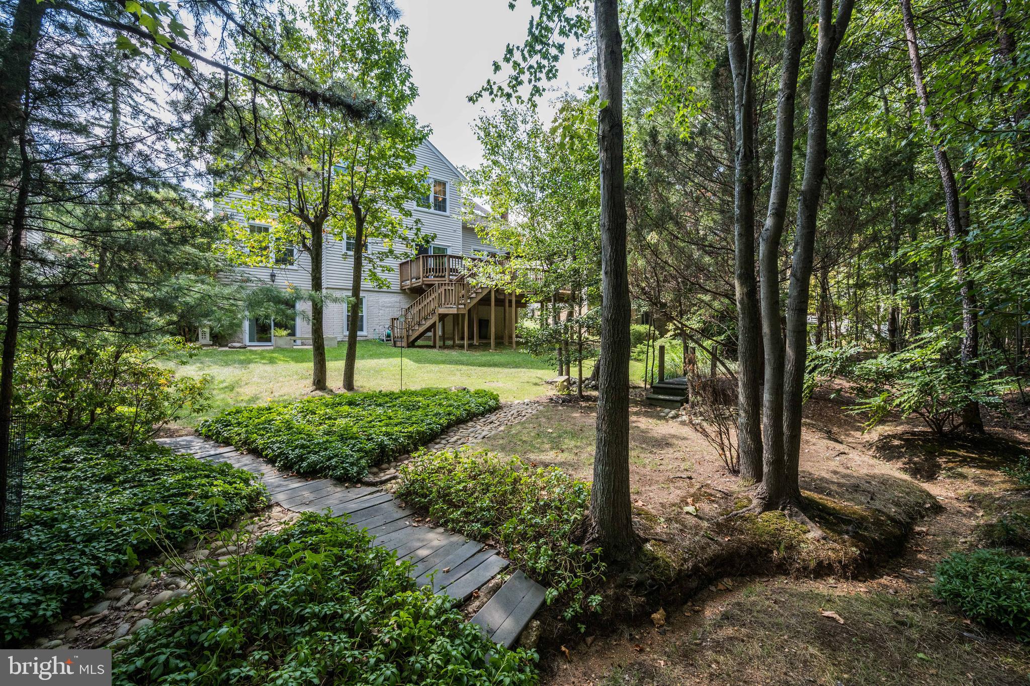 11609 Heartwood Dr