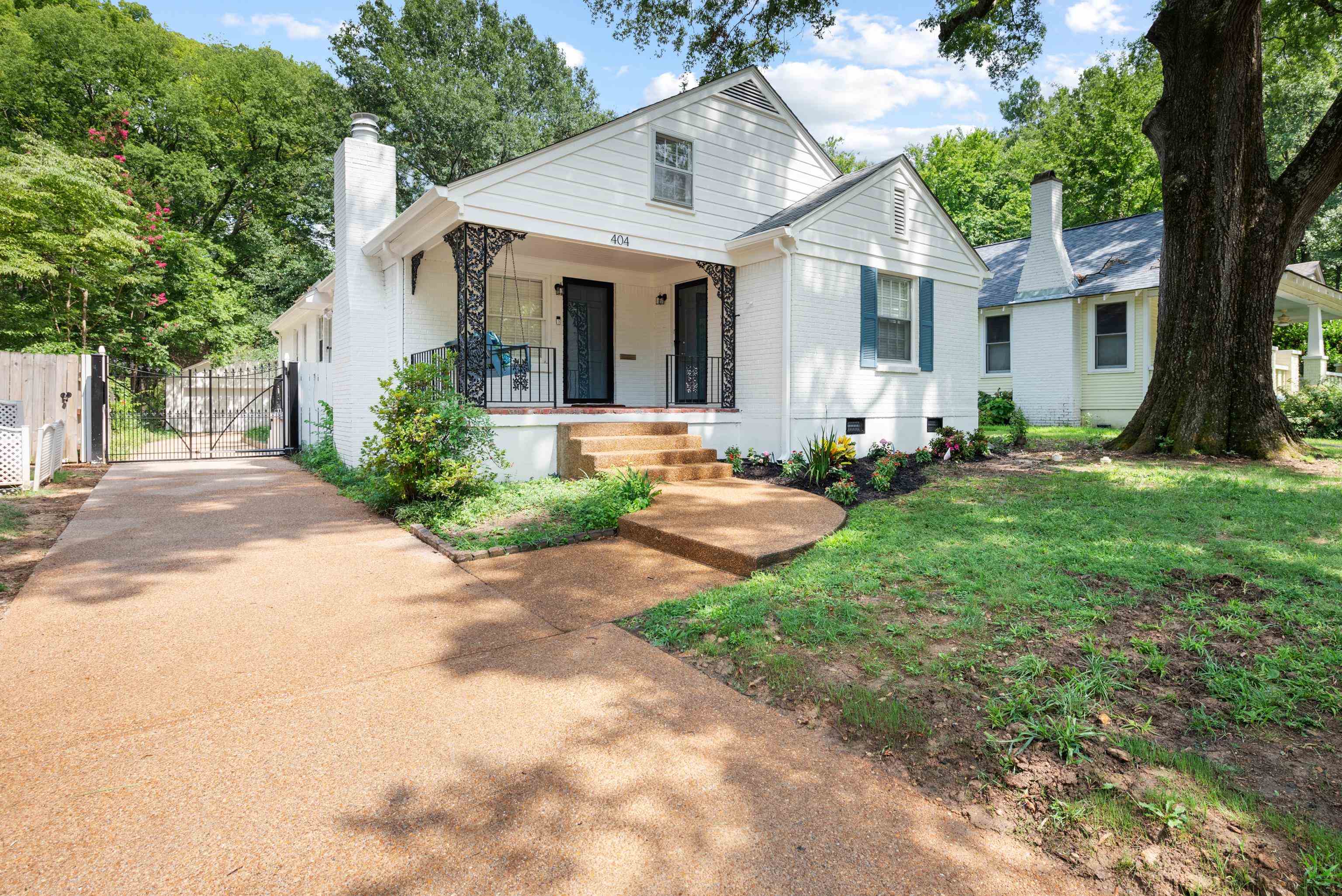 404 S REESE ST
