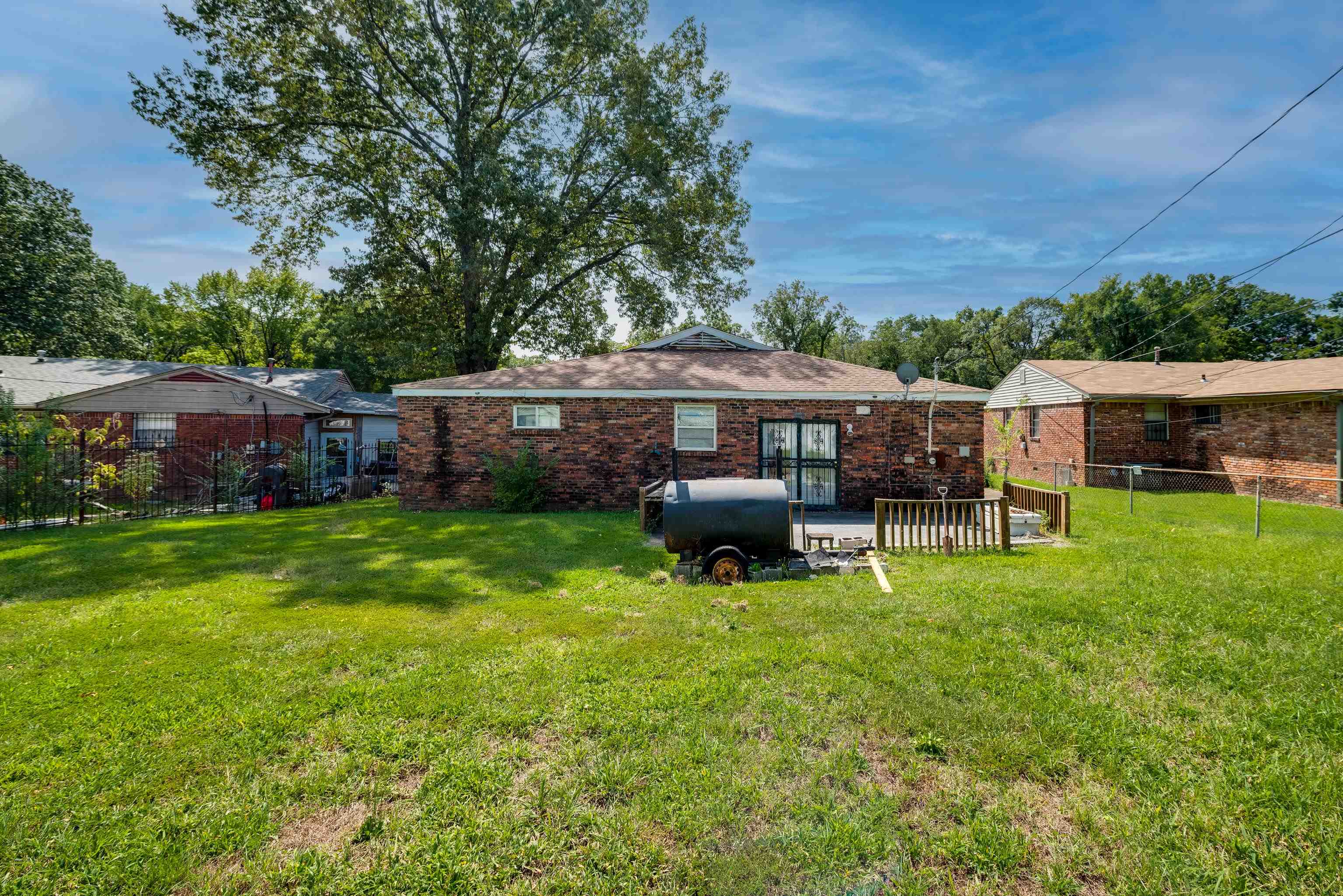 2964 ELKINS CV
