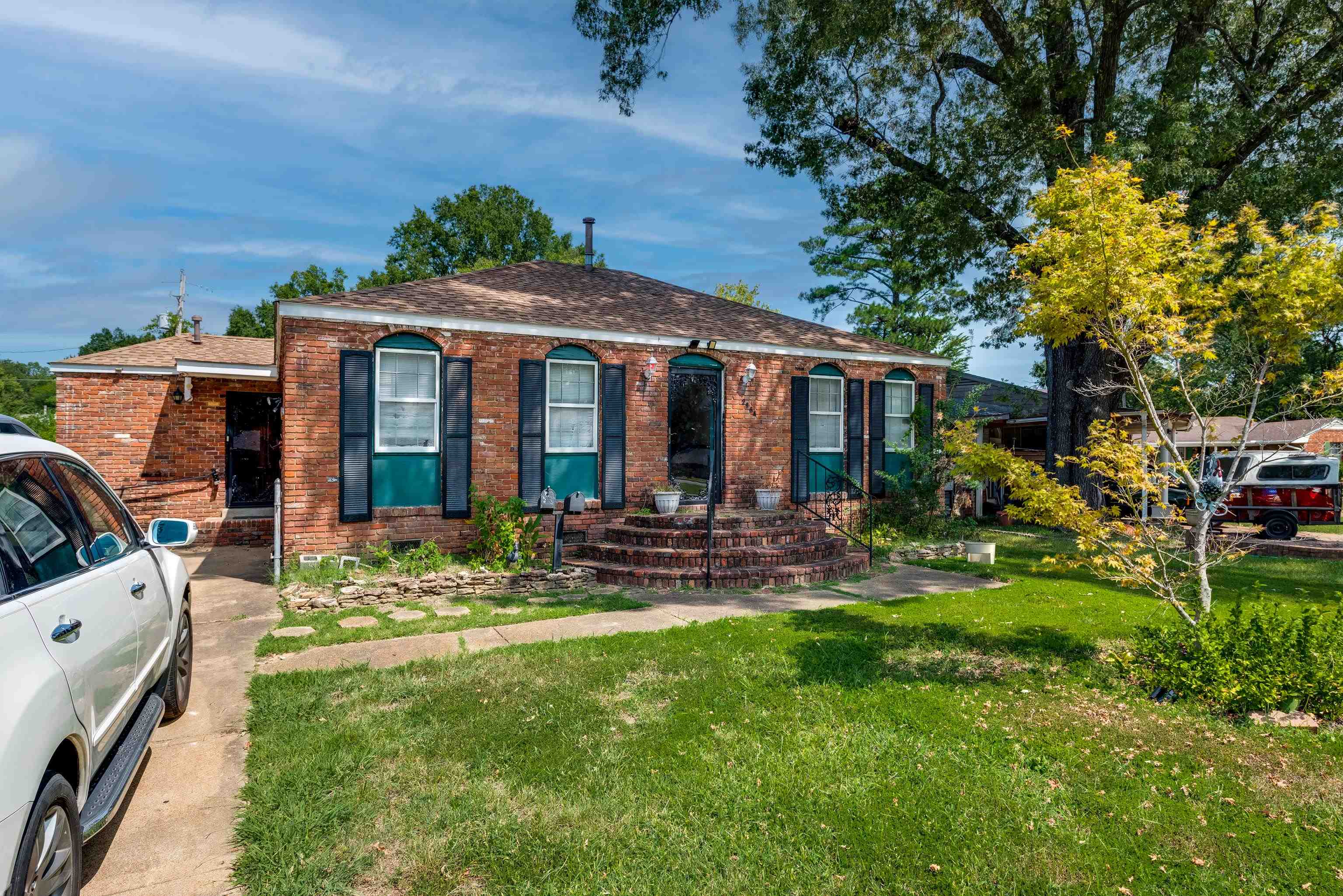 2964 ELKINS CV