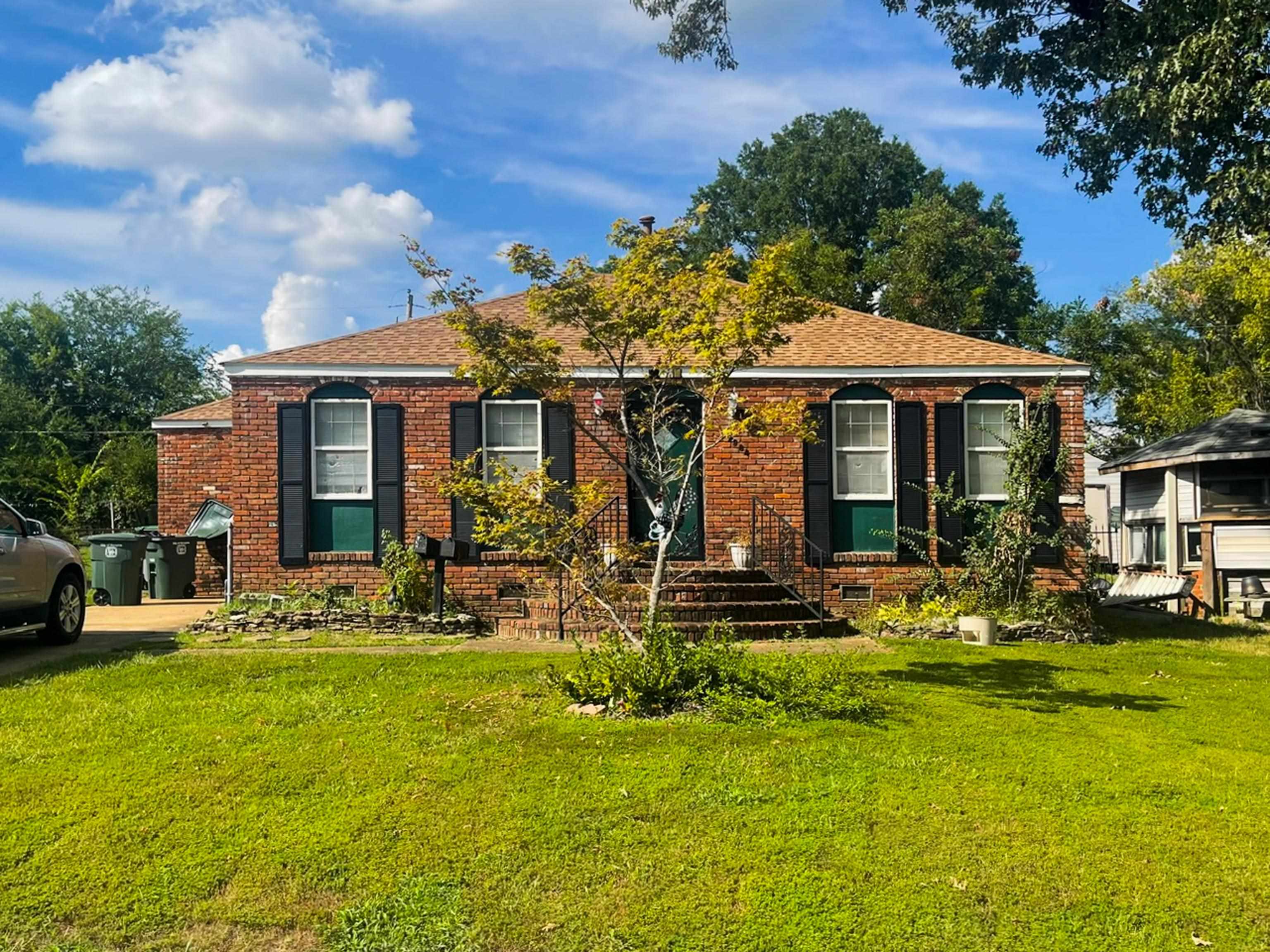 2964 ELKINS CV